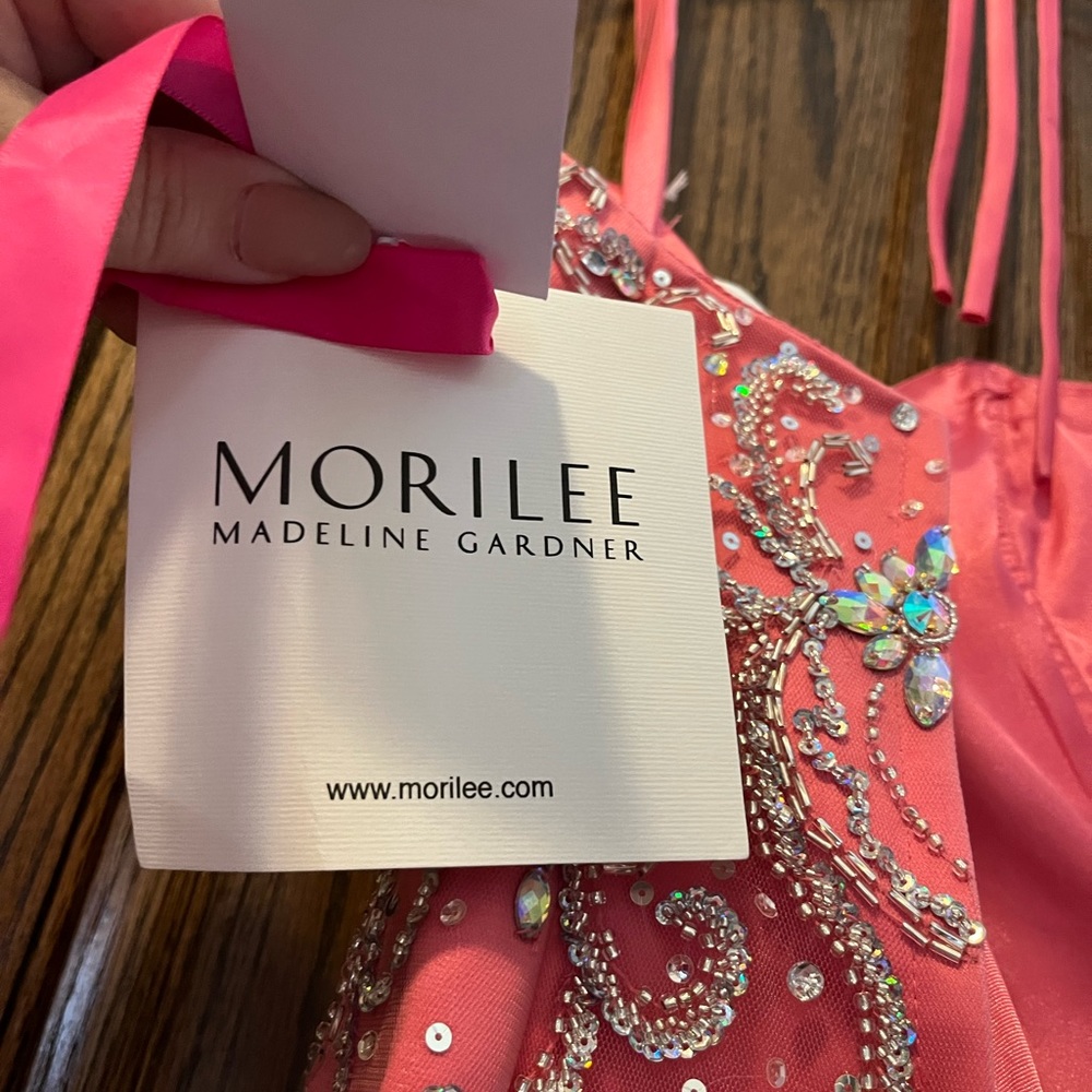 NWT! Stunningly beautiful Morilee mermaid style formal gown! - Picture 6 of 8